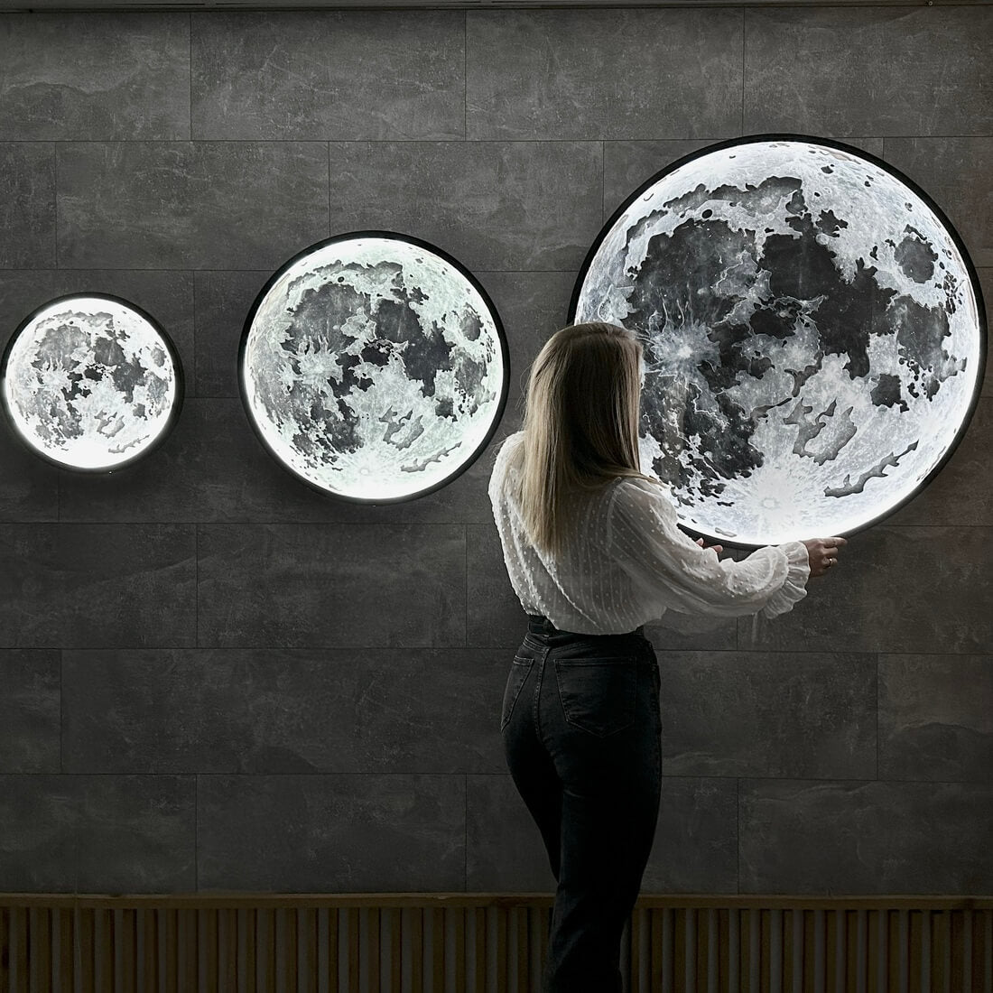 Moon with LED - JustLikeWood