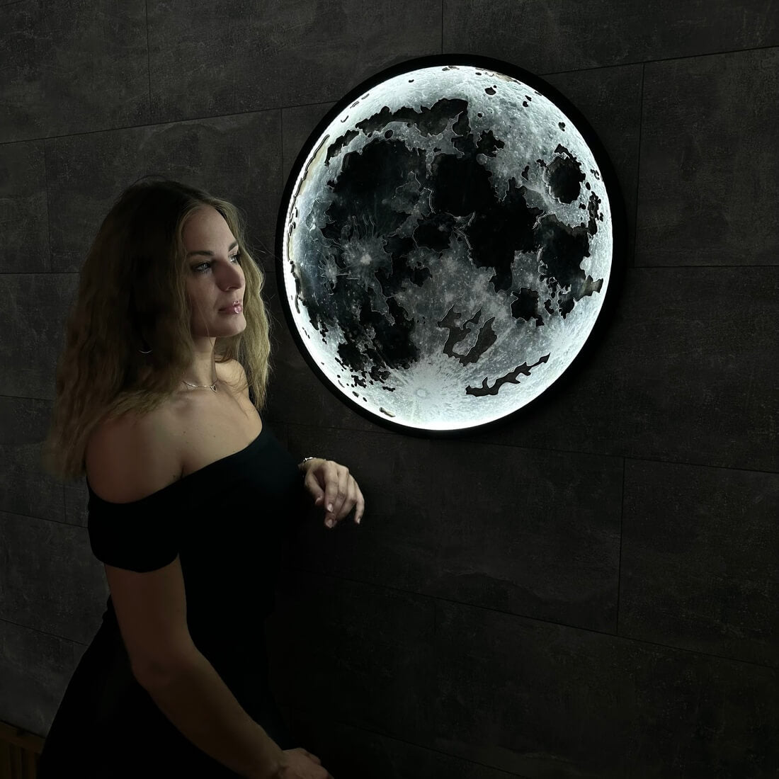 Moon with LED - JustLikeWood