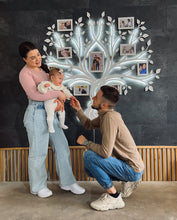 Load image into Gallery viewer, LED Family tree - Forever
